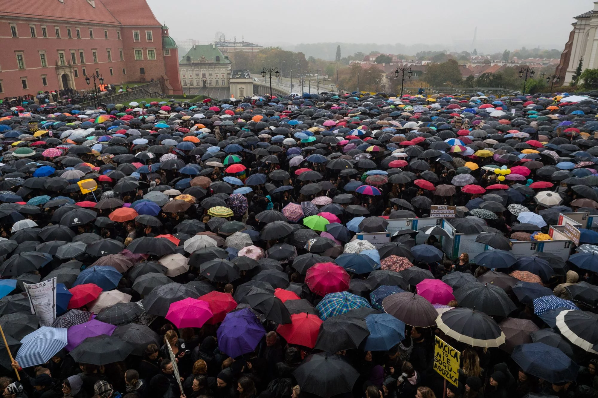 Czarny protest w Warszawie