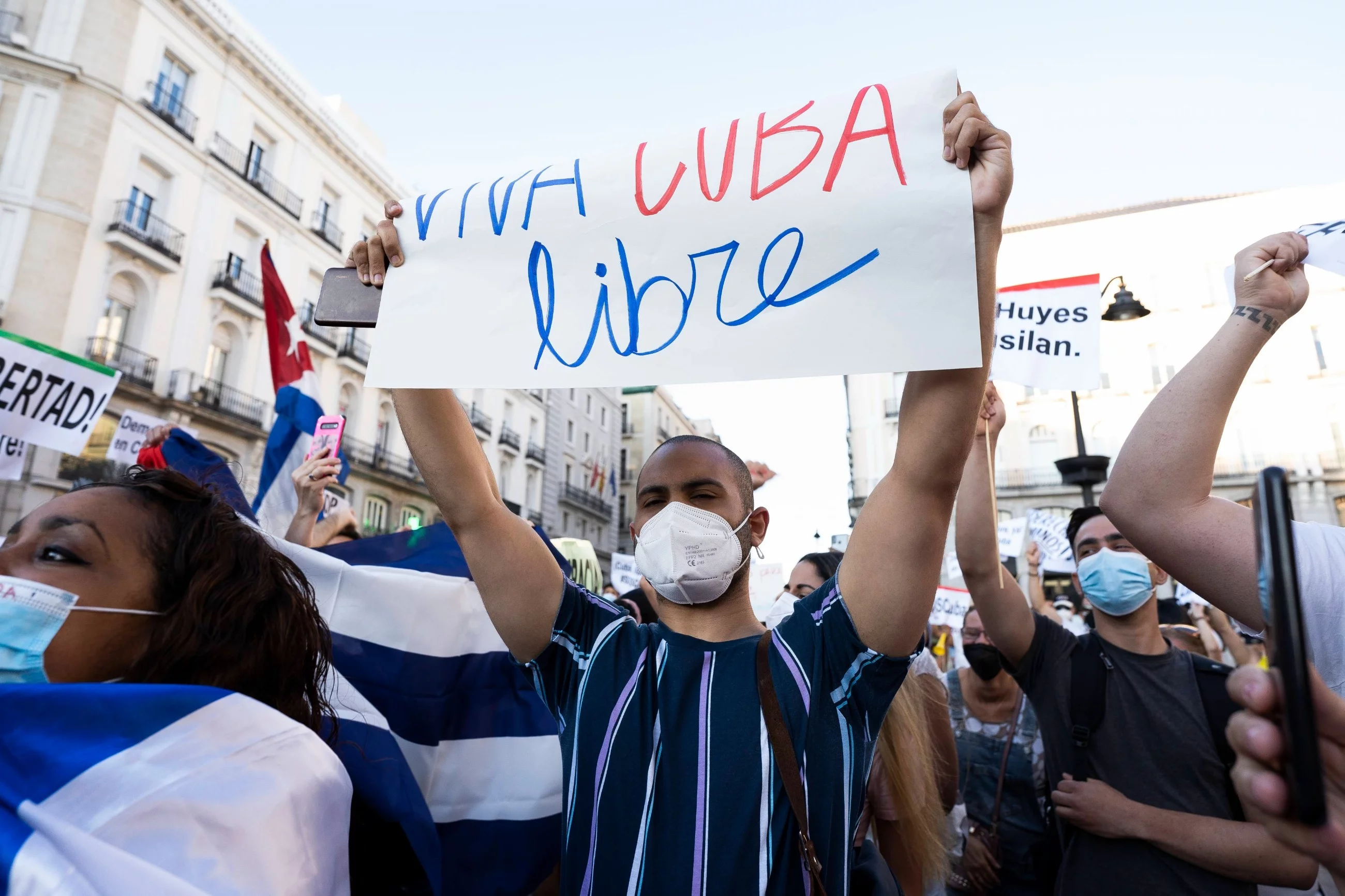 Na zdjęciu: Demonstracja przed ambasadą kubańską w Madrycie