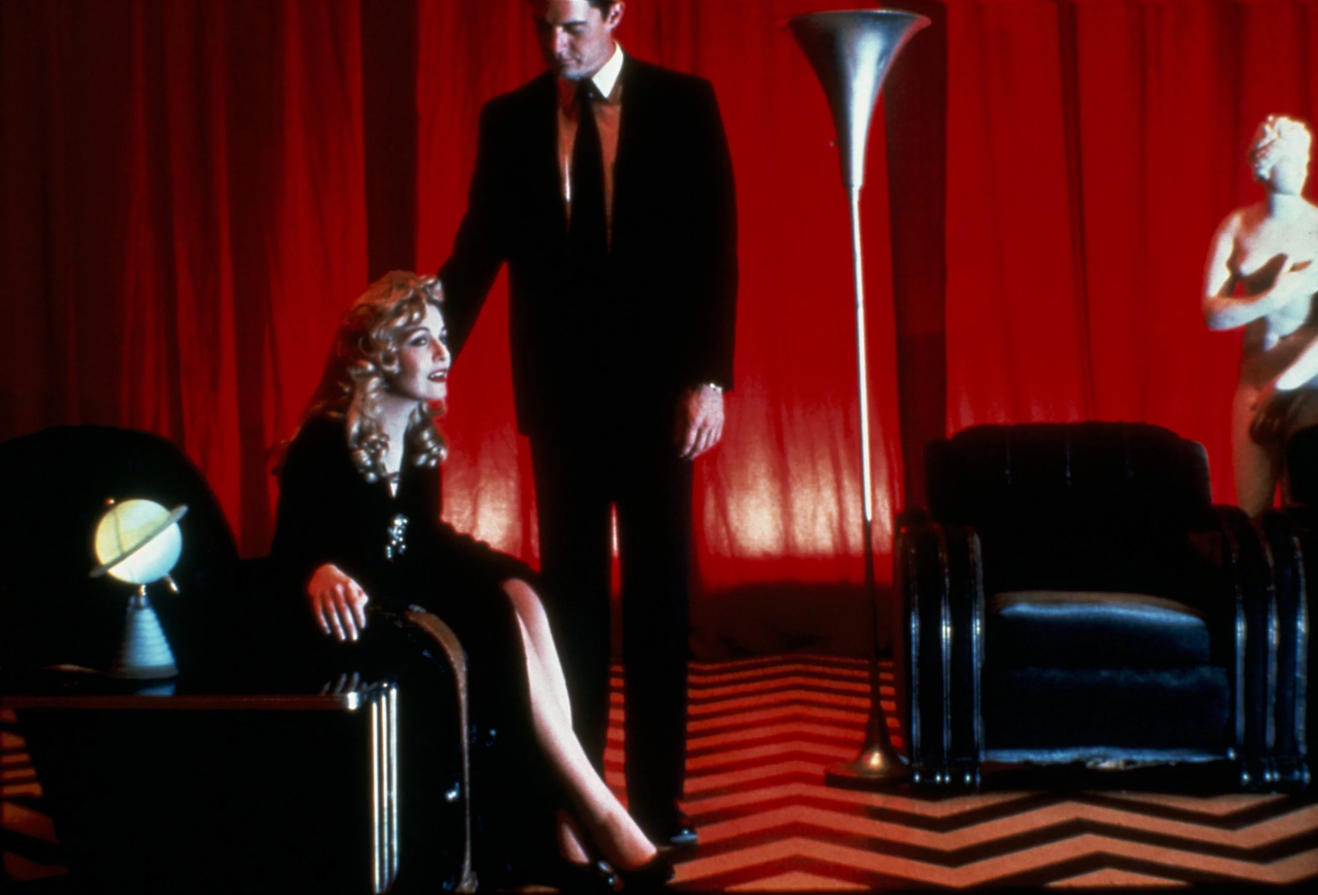 kadr z filmu "Twin Peaks. Ogniu krocze ze mną" (1992)