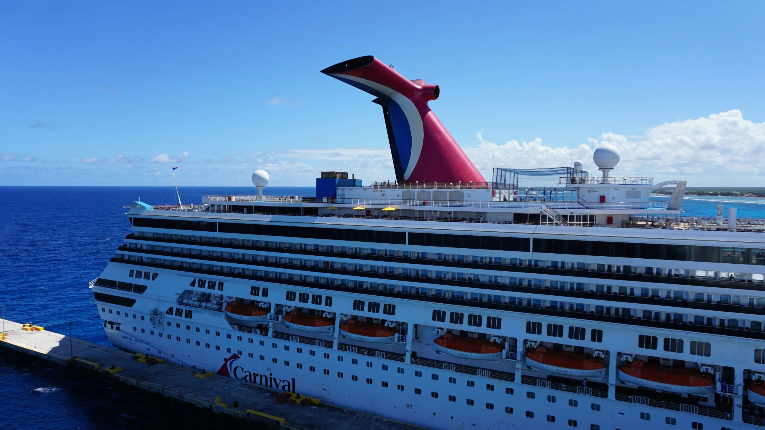 Statek Carnival Cruise Line