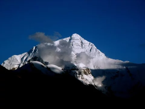 Mount Everest (fot. sxc.hu)