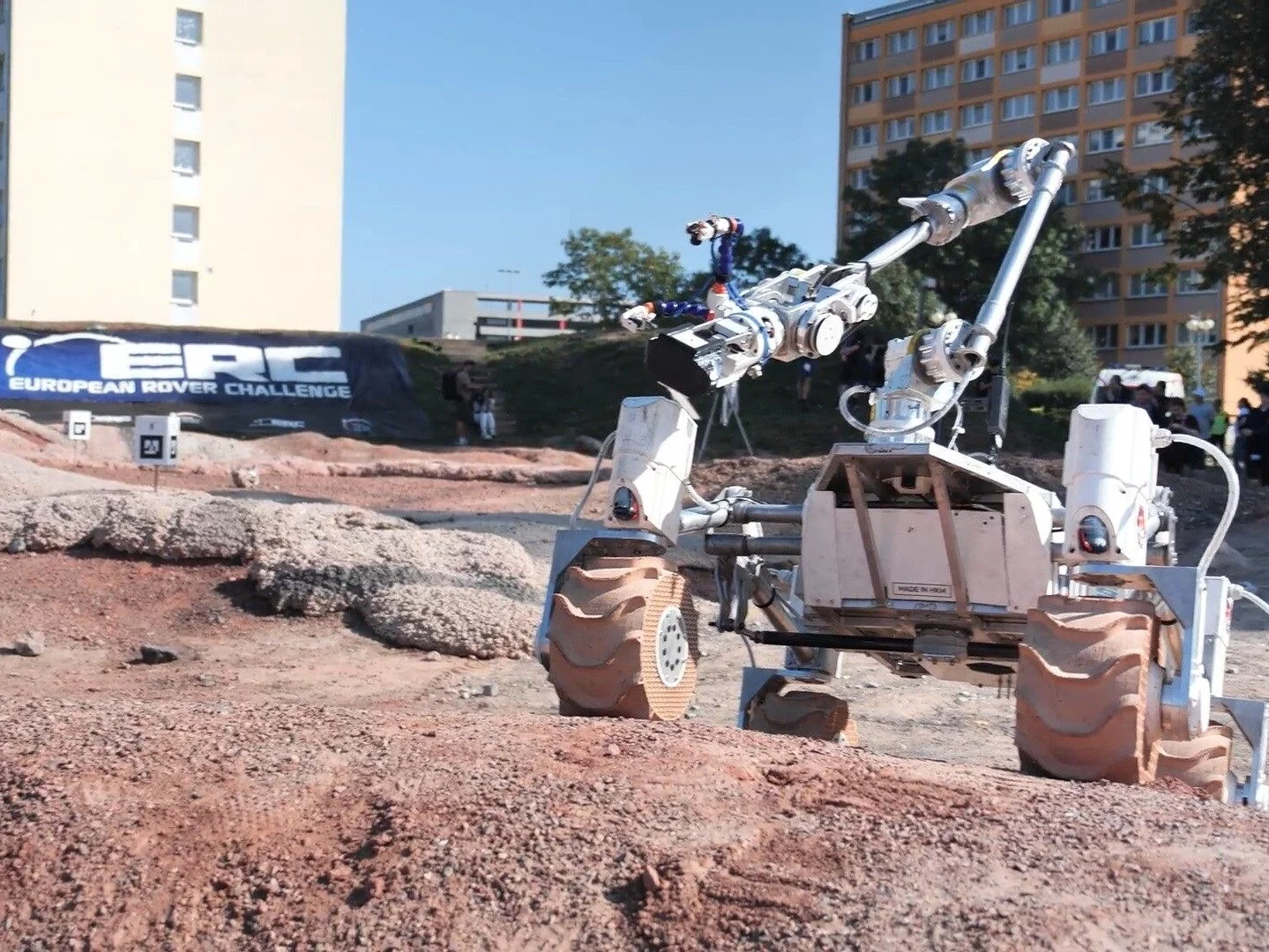 Kalman, łazik zespołu AGH Space Systems, który zwyciężył w zawodach European Rover Challenge 2023