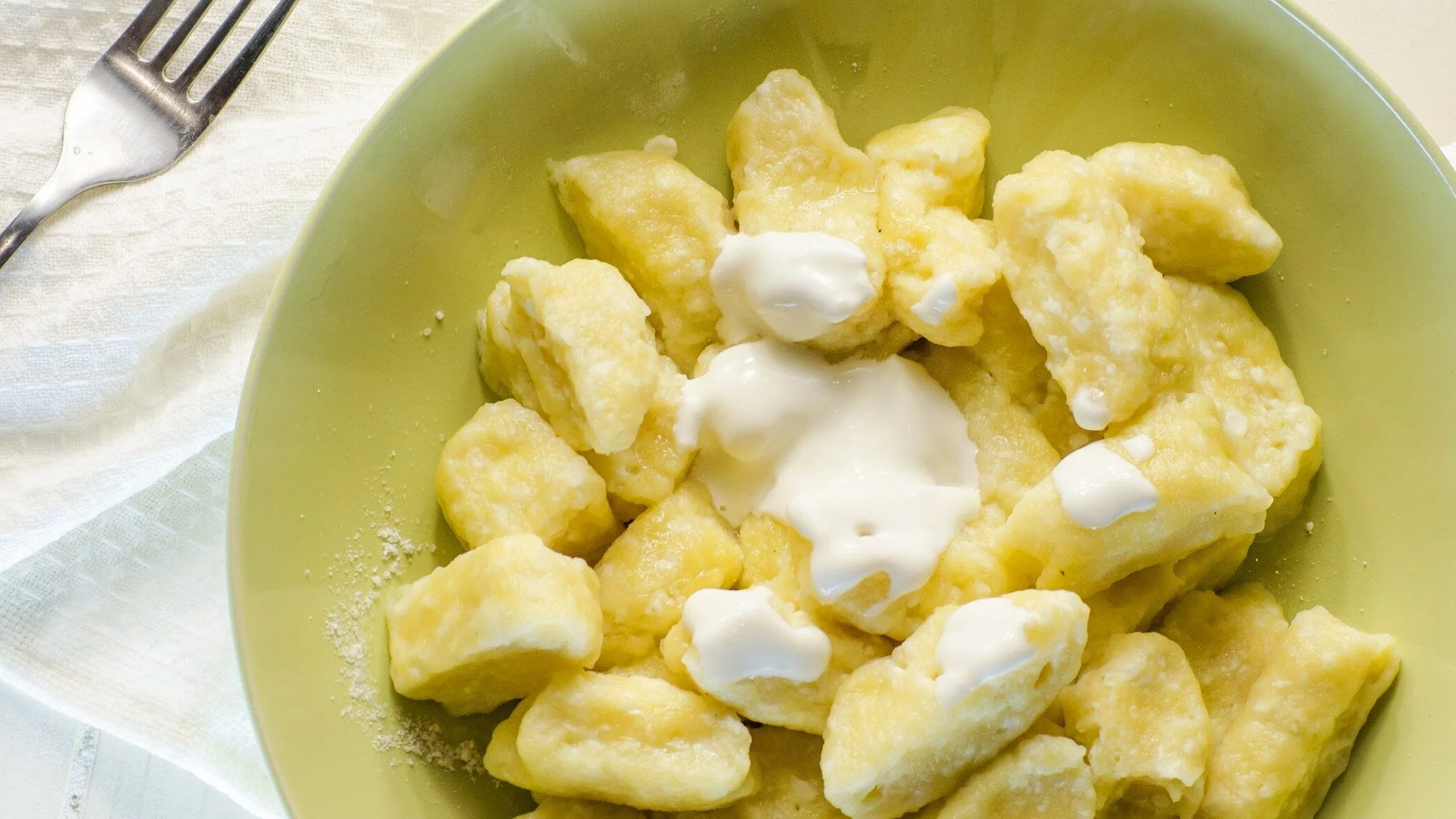 Gdy nie mam siły gotować, robię te lekkie kluski z 4 składników. W 15 minut mam sycący obiad