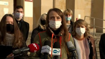 Lewica apeluje do rządu, aby zniósł "areszt domowy" dla uczniów w ferie