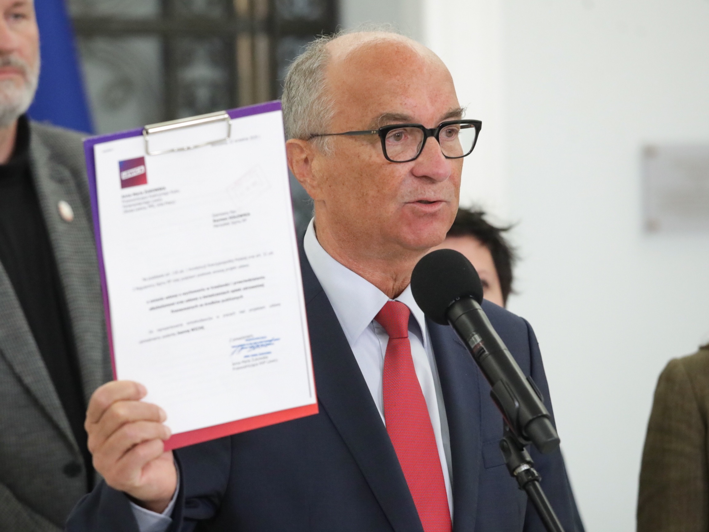 Lewica chce nocnej prohibicji w całej Polsce. Projekt trafił już do Sejmu