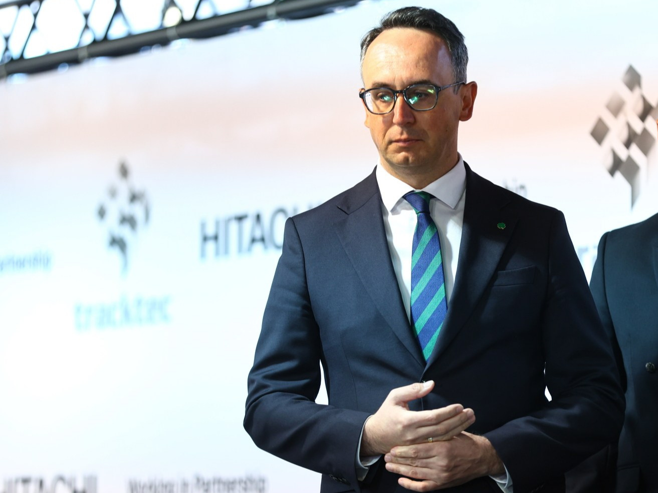 Lewica chciała darmowej wody w restauracjach. Pogardliwa odpowiedź ministra