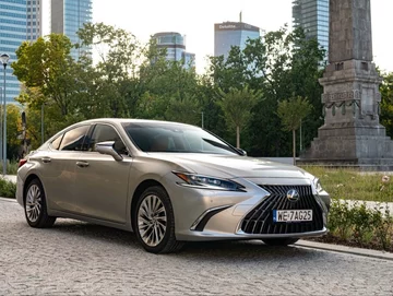 Lexus ES 300h