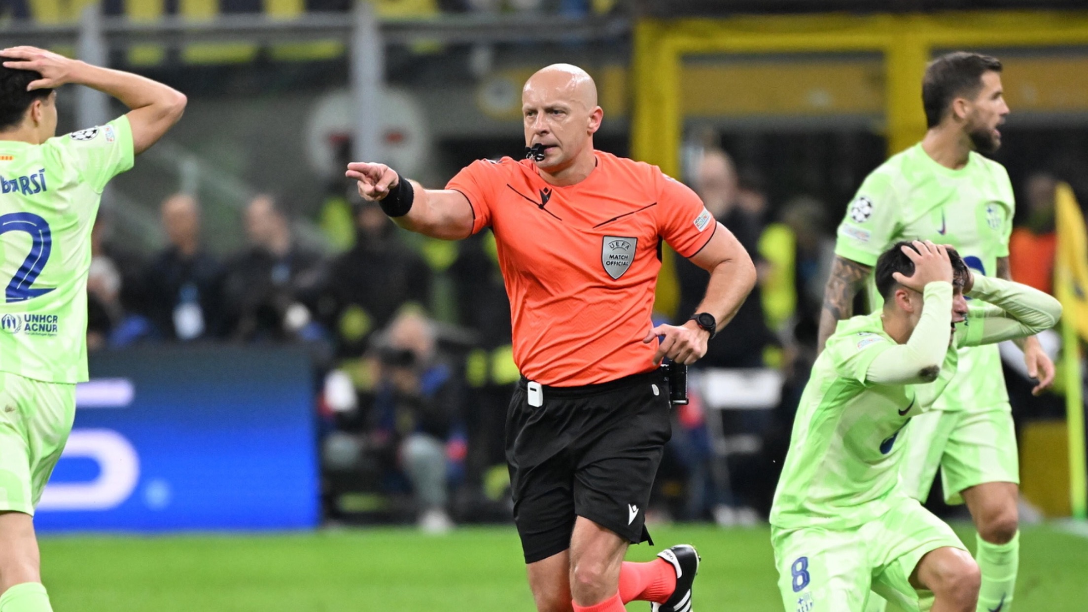 Szymon Marciniak na ustach całego świata! Zawrzało ws. polskiego sędziego