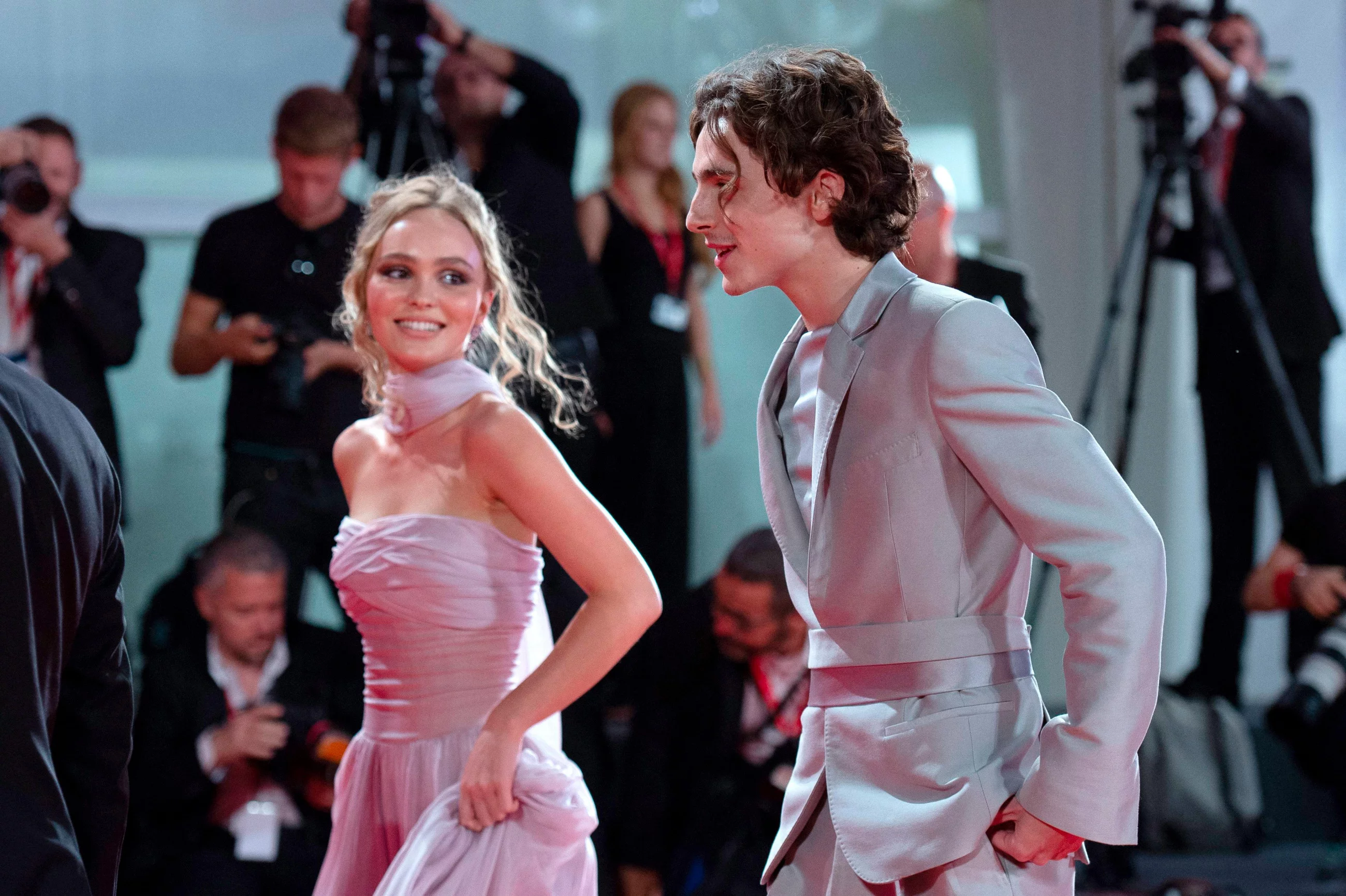 Lily-Rose Depp i Timothee Chalamet na Festiwalu Filmowym w Wenecji