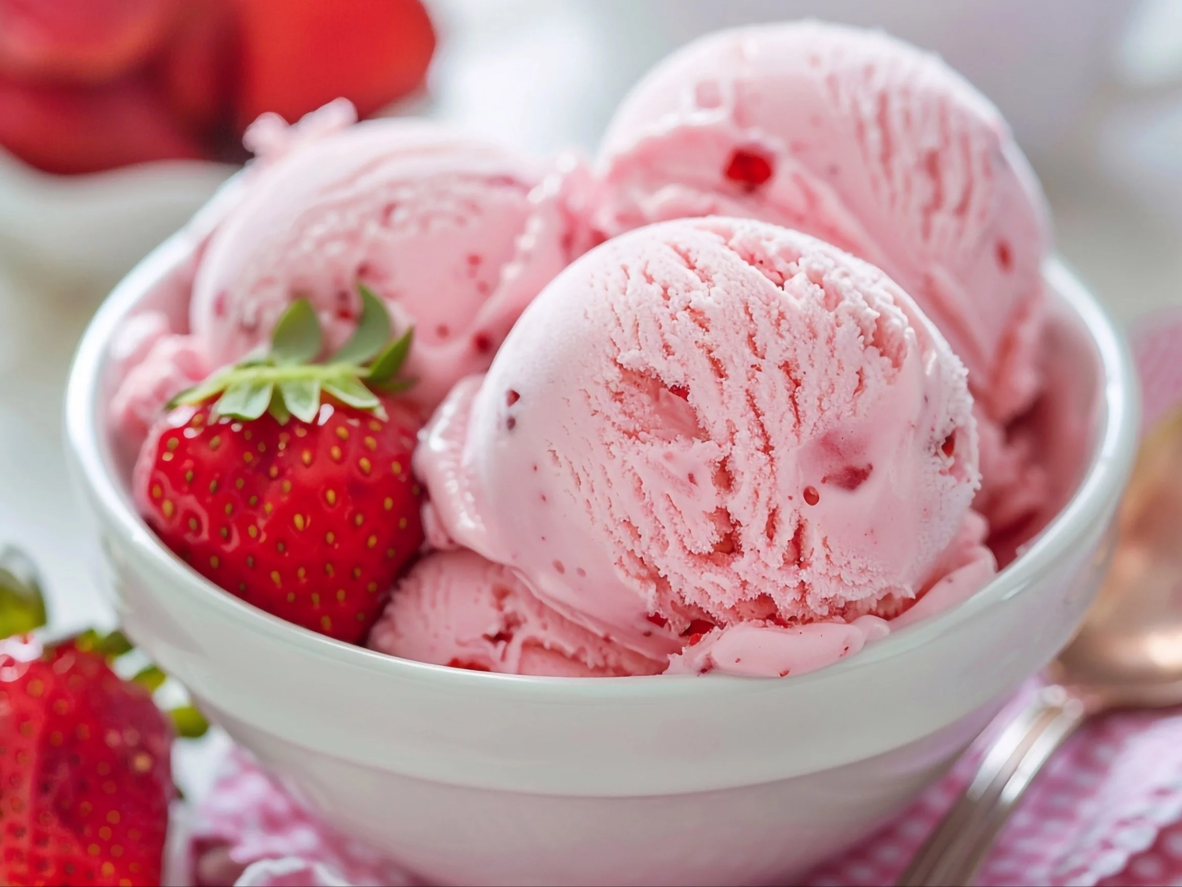 Lody truskawkowe