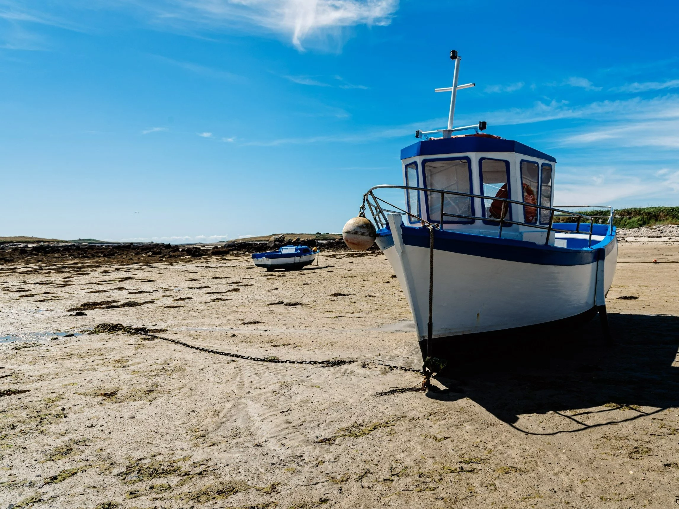 Łódź na plaży/zdjęcie poglądowe