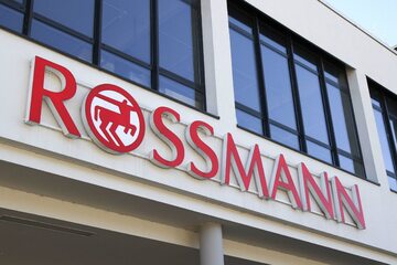 Logo sieci sklepów Rossmann