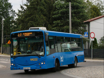 Lokalna linia autobusowa pod Warszawą