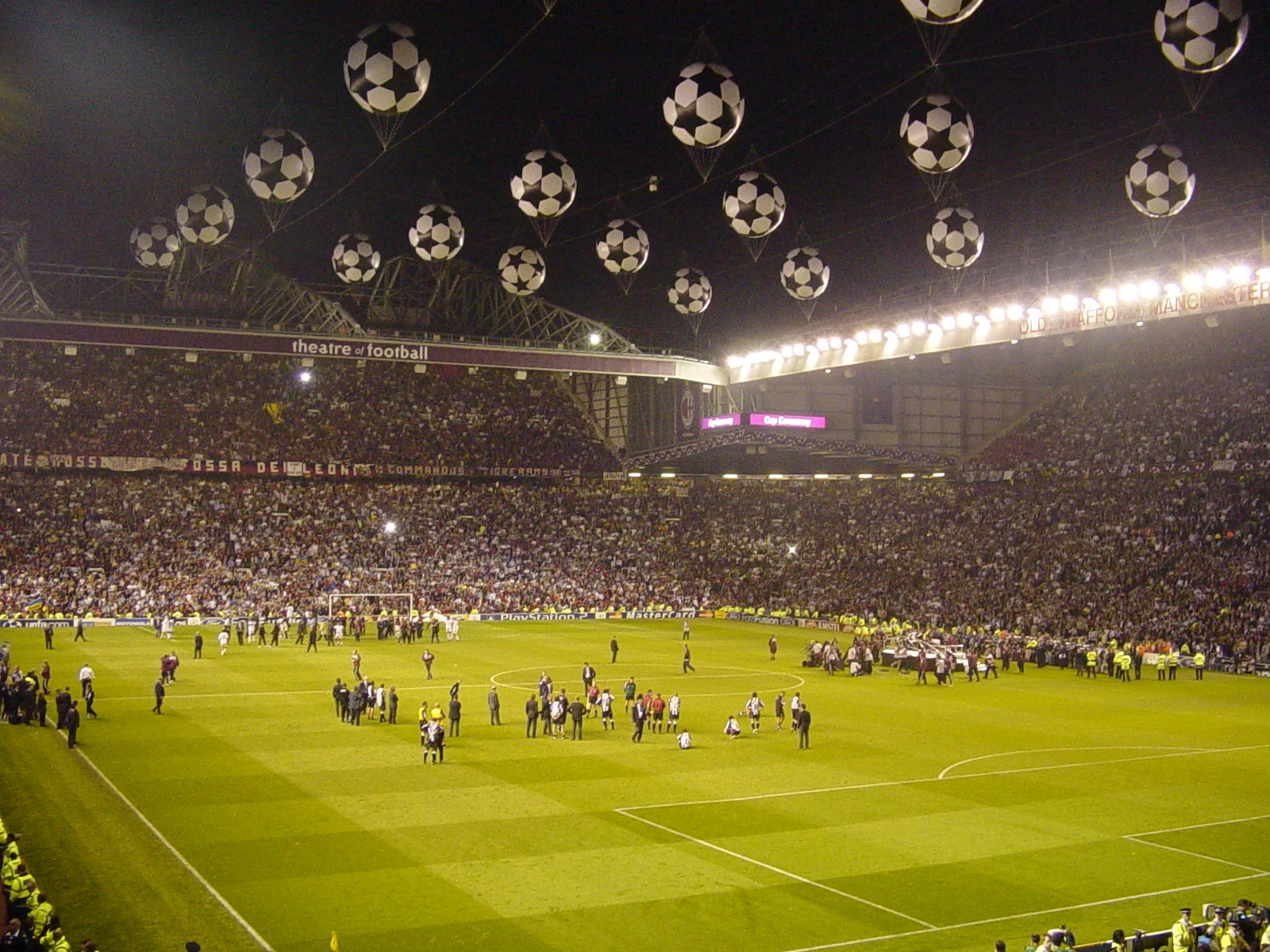 Finał Ligi Mistrzów rozgrywany na Old Trafford