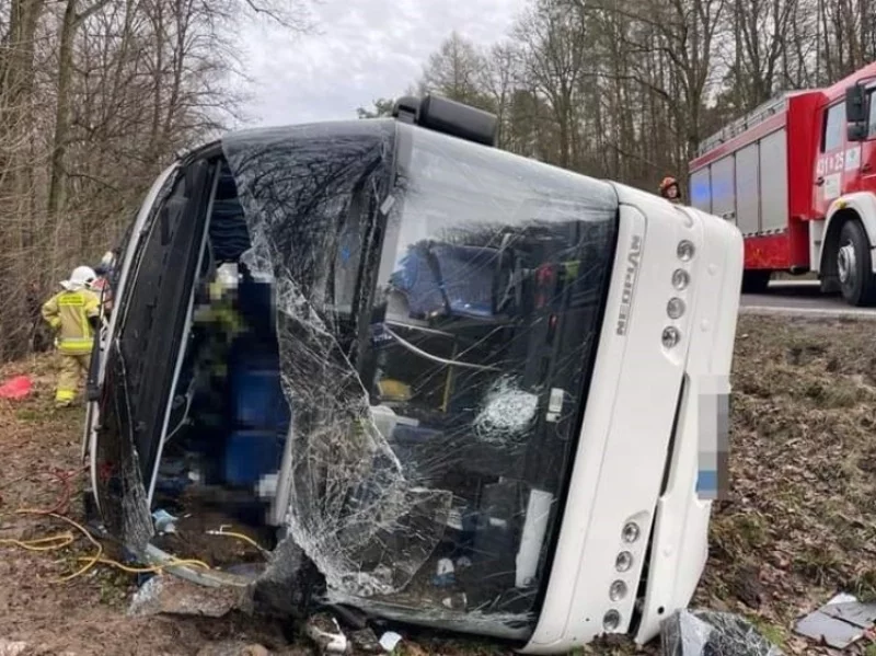 Wypadek autokaru pod Łopiennikiem