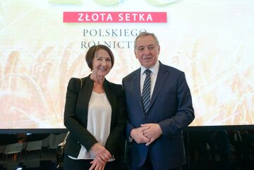 Lucyna  Olborska,  dyrektor PCA,  i Henryk  Kowalczyk,  Wiceprezes  Rady  Ministrów,  Minister  Rolnictwa  i Rozwoju Wsi