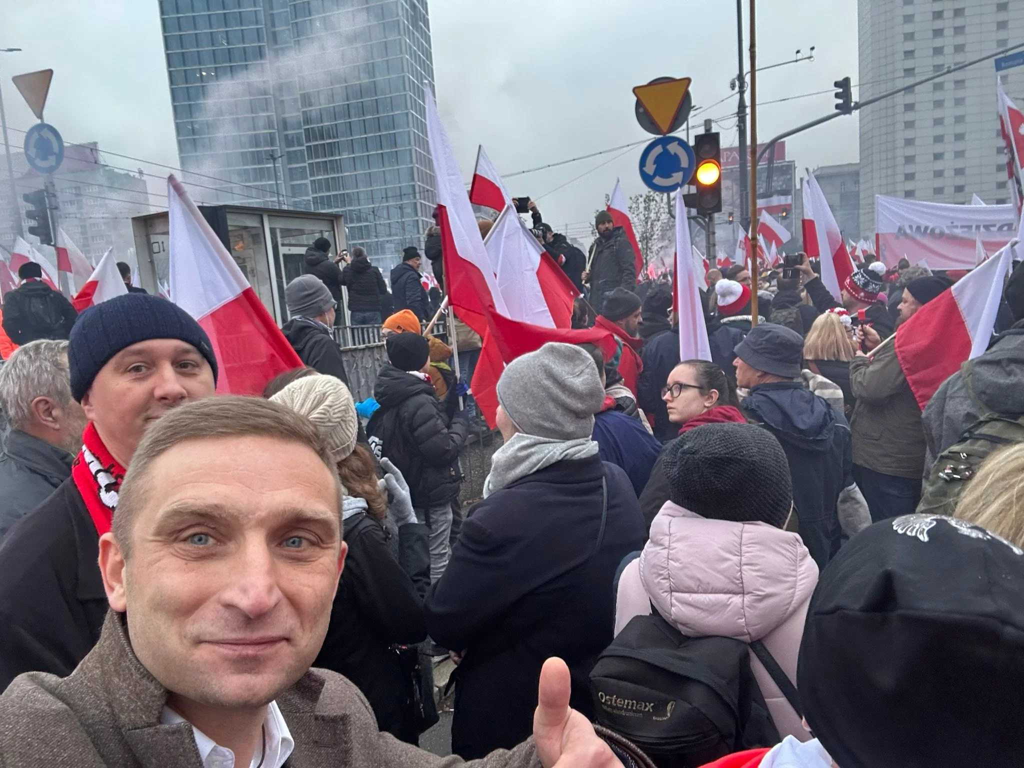 Mała fundacja wykorzystywana przez ludzi Bąkiewicza? Prokuratura przygląda się sprawie