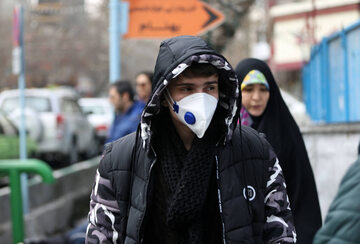 Ludzie na ulicach Teheranu