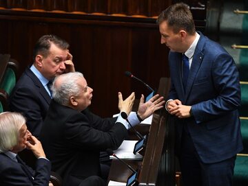 Łukasz Schreiber i Jarosław Kaczyński w Sejmie