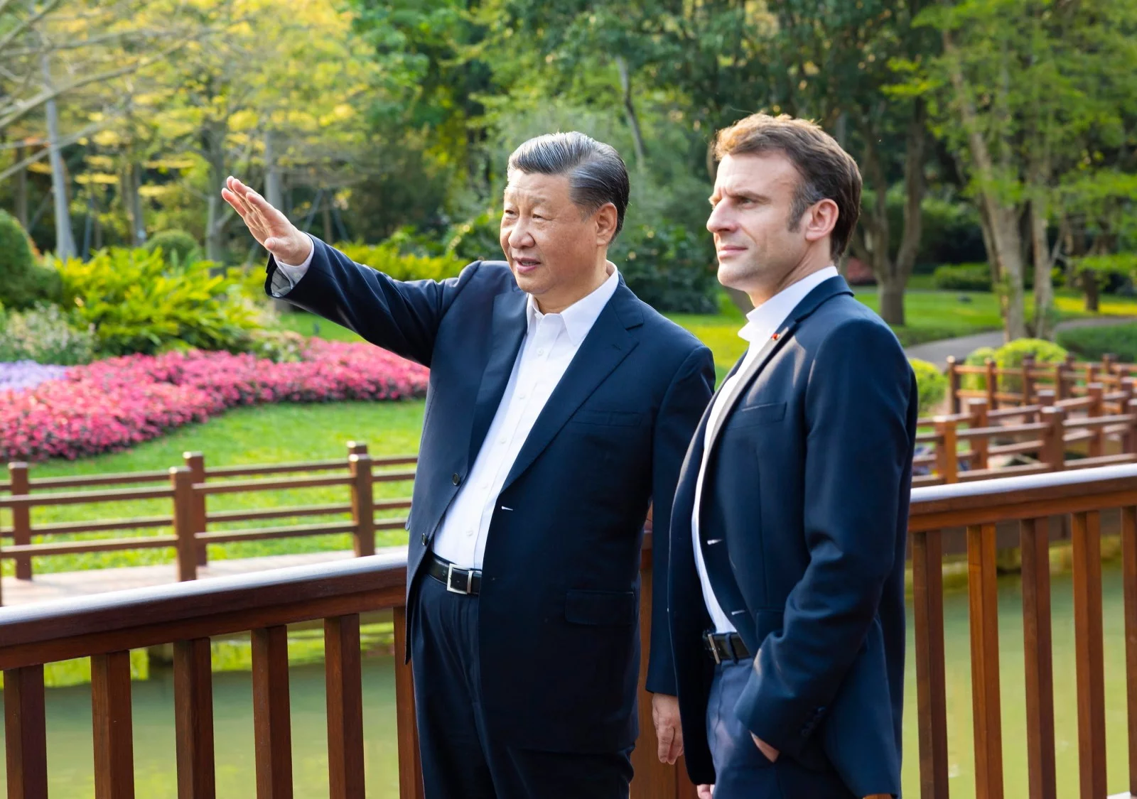 Xi Jinping i Emmanuel Macron w Kantonie