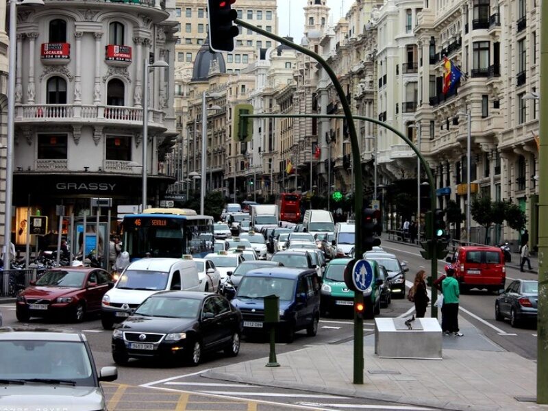 El transporte es gratuito dentro de España.  Todo el año – Biznes Wprost