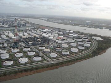 Magazyny ropy w Antwerpii