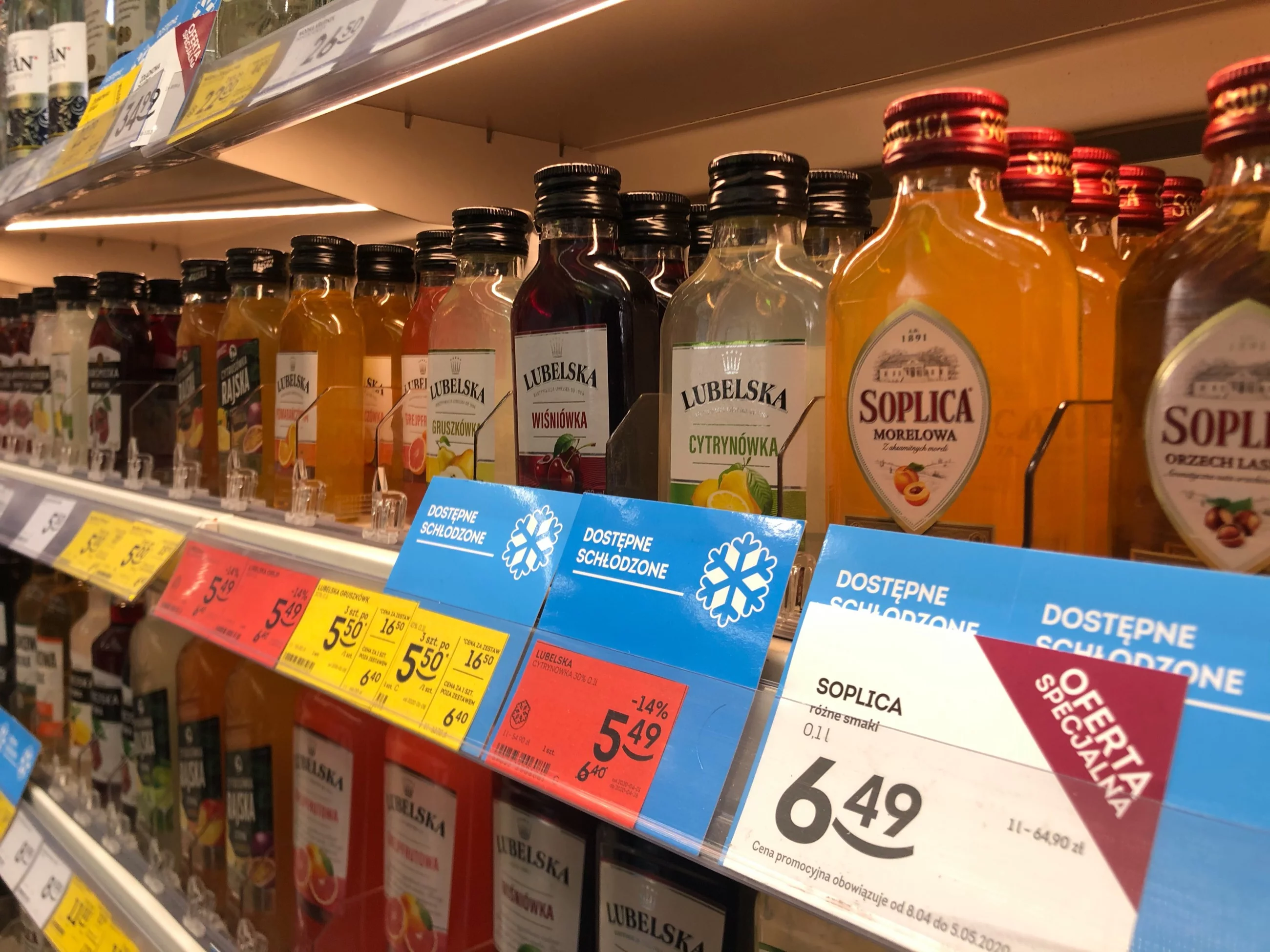 Złe wieści dla miłośników „małpek". niedługo decyzja