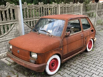 Maluch mały Fiat 126p