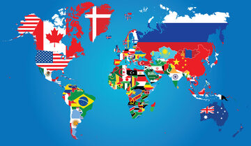 Mapa świata z flagami państw (zdj. ilustracyjne)