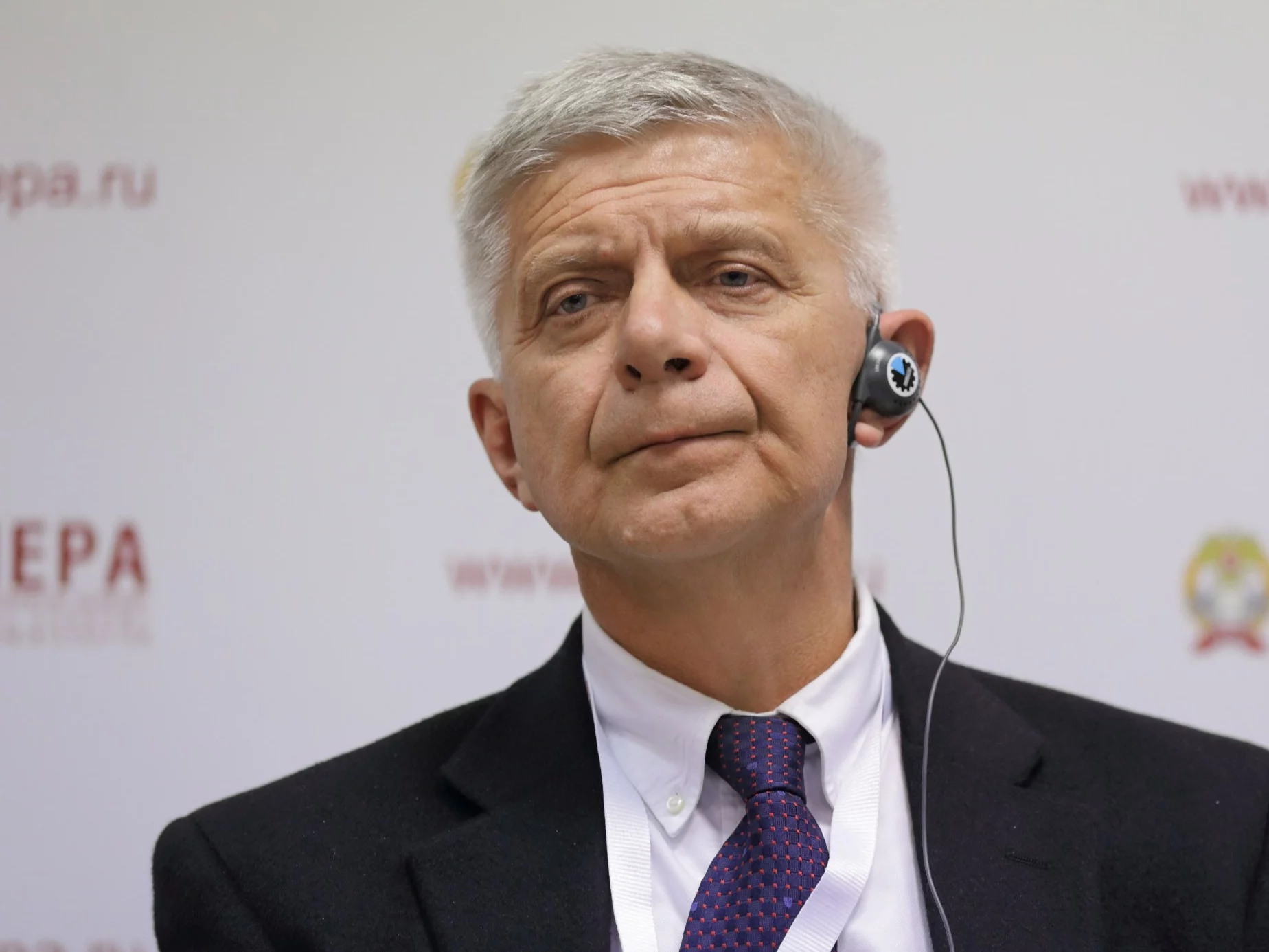 „Nie należy się gorączkować”. Były prezes NBP o podwyżce stóp procentowych
