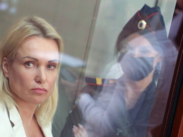 Marina Owsiannikowa podczas rozprawy w sądzie w Moskwie