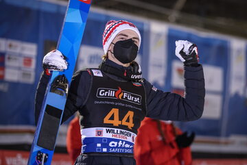 Marius Lindvik podczas zimowych igrzysk olimpijskich