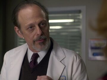 Mark Blum w serialu „Szpital Miłosierdzia ”