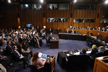 Mark Zuckerberg przesłuchiwany przez amerykańskich kongresmenów
