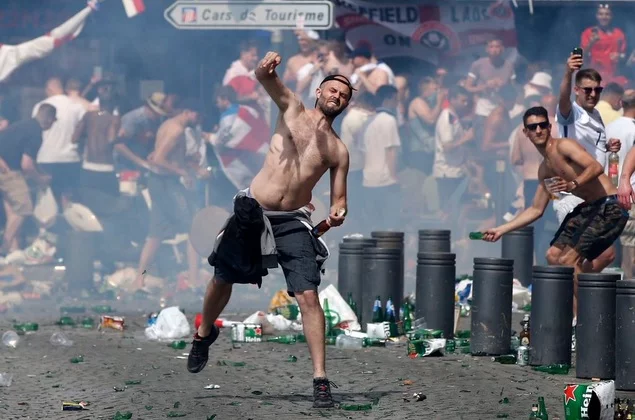 Starcia kibiców podczas Euro 2016