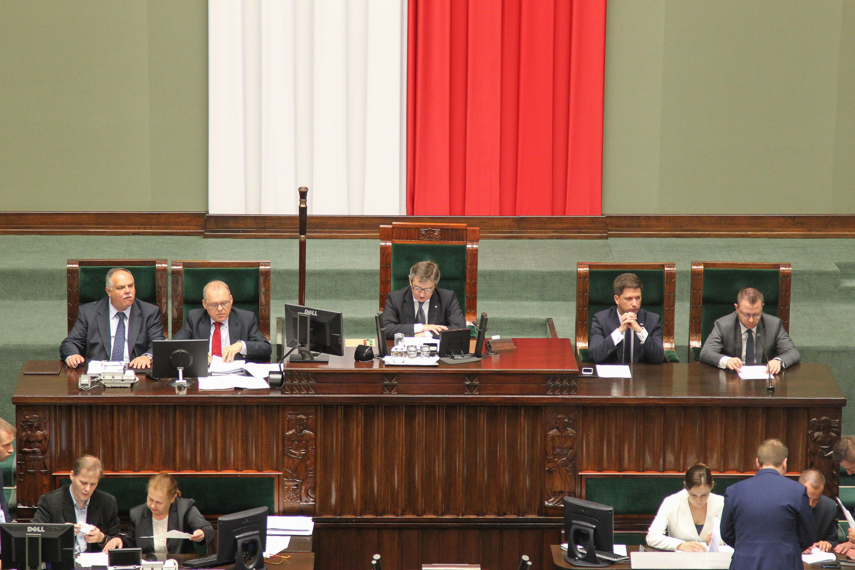 Marszałek Kuchciński prowadzący obrady Sejmu