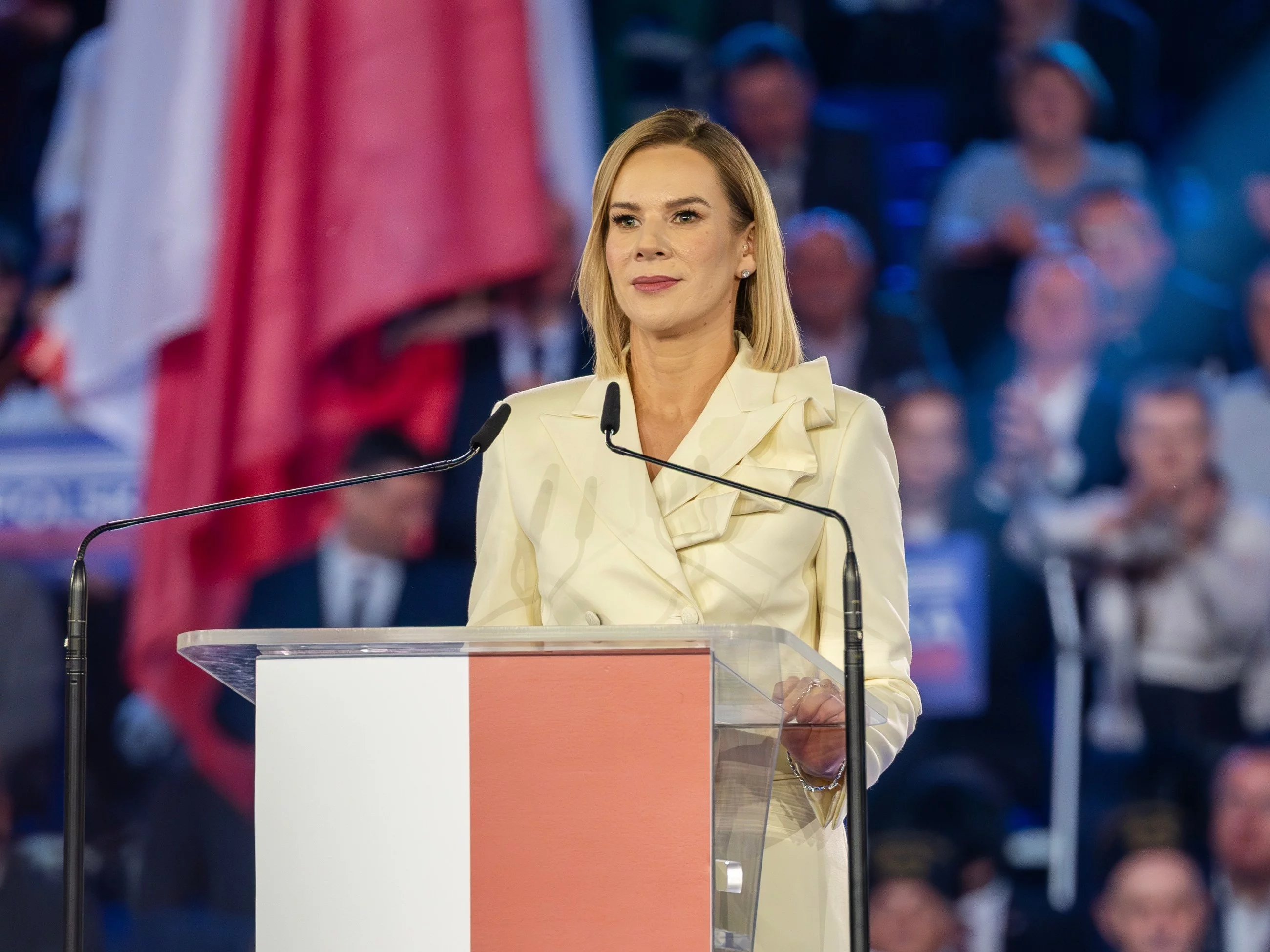 Pierwsza dama