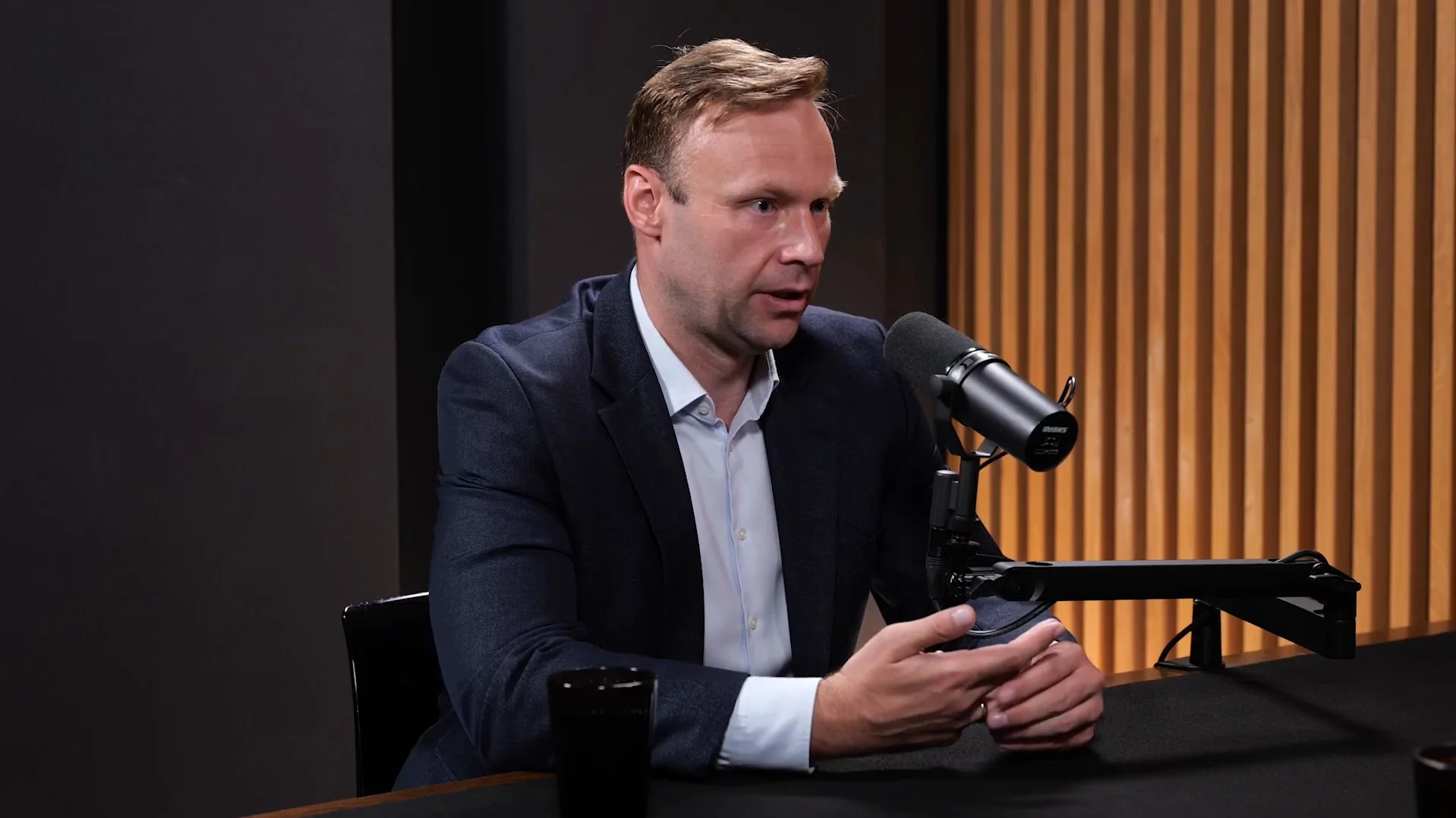 Mastalerek: Kaczyński pasuje do Marszu Niepodległości jak pięść do nosa