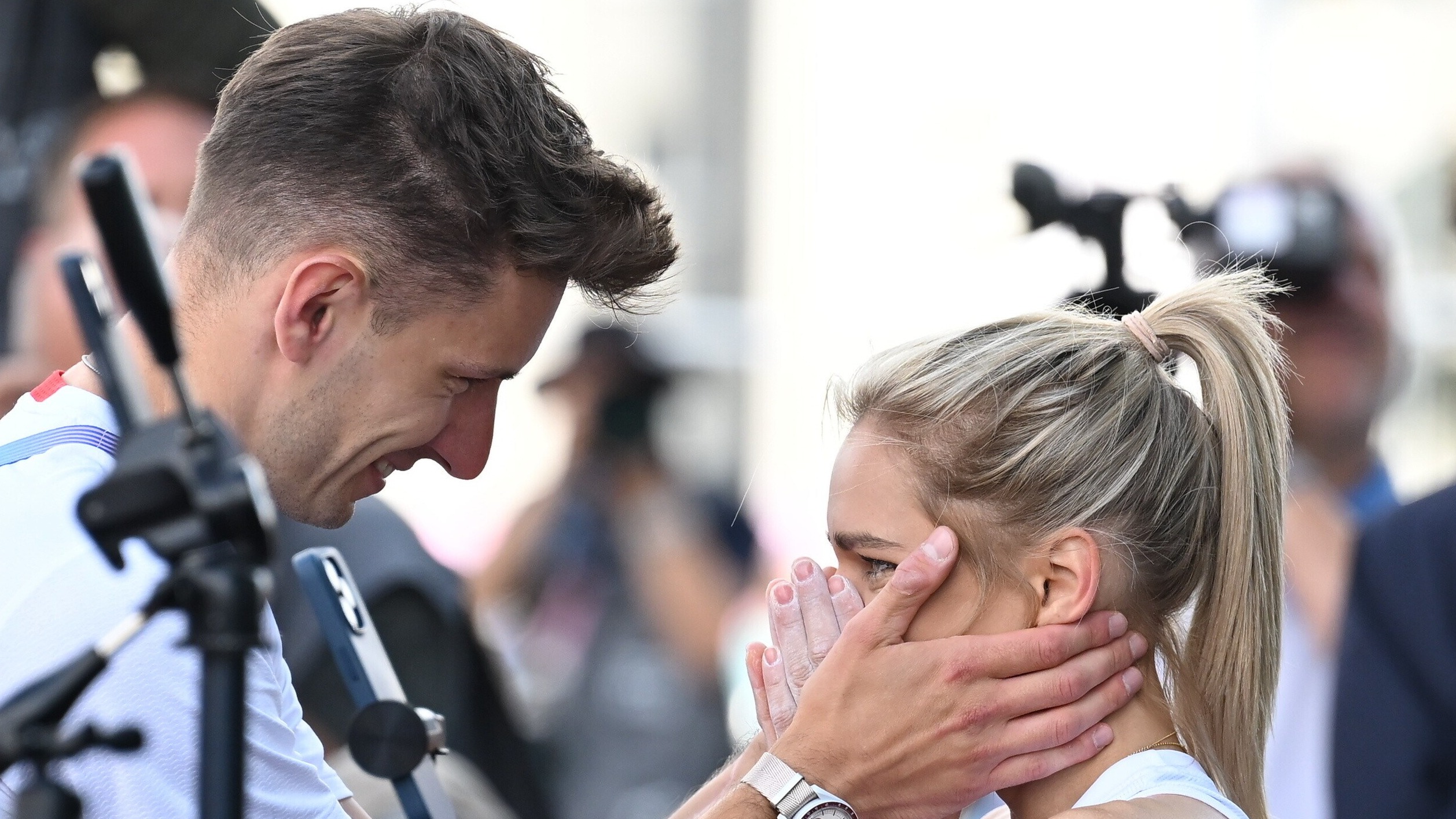 Paryż 2024. Aleksandra Mirosław zdobyła złoto i co dalej? Ważny głos trenera – Paryż 2024 – Letnie Igrzyska Olimpijskie – Sport Wprost