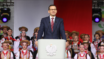 Mateusz Morawiecki podczas obchodów w Wąwolnicy