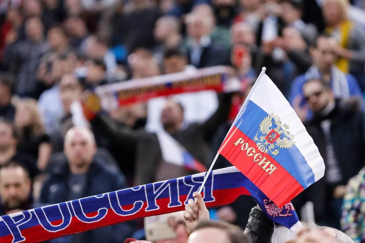 Trybuny w czasie meczu Rosja - Francja