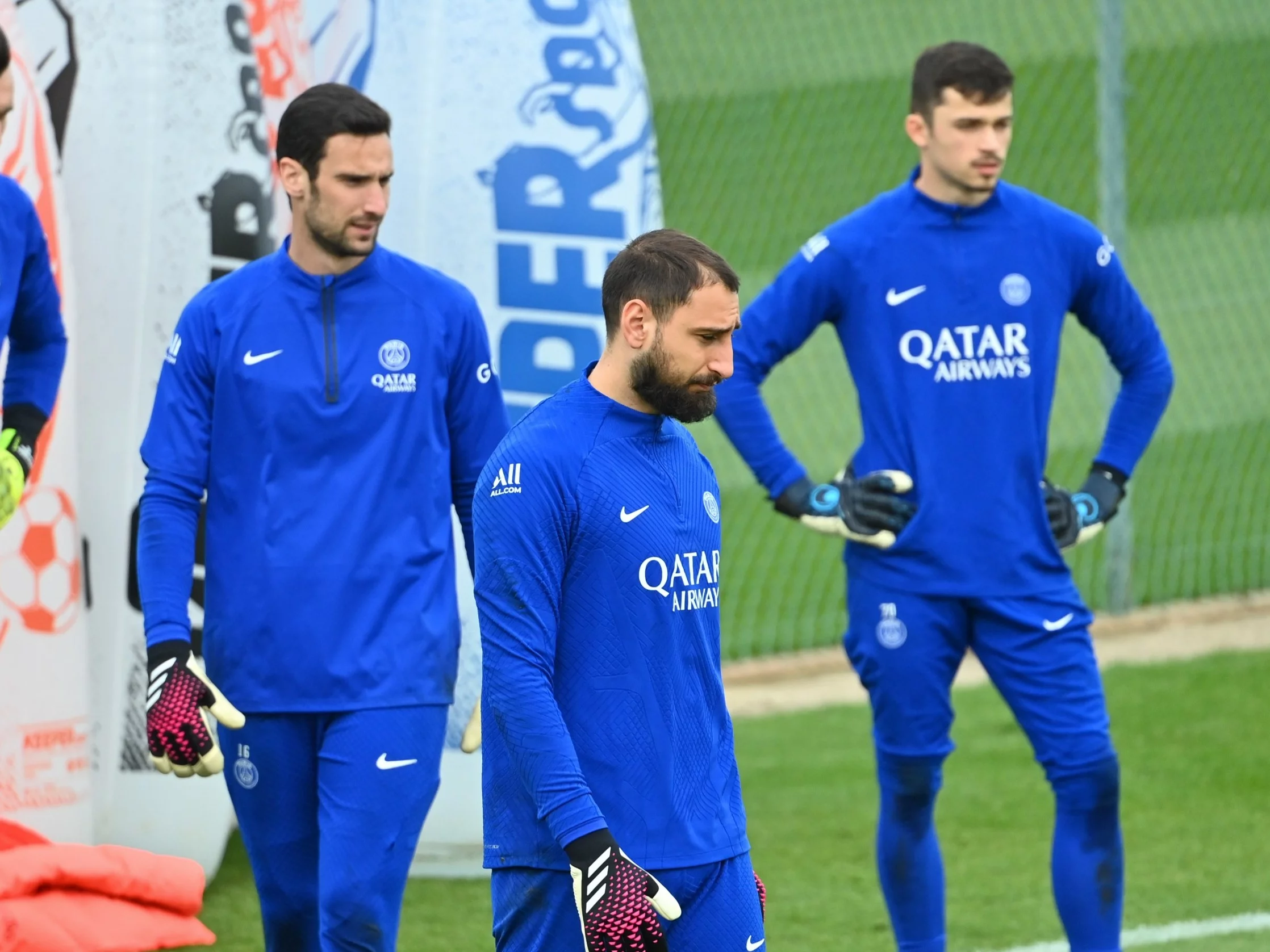 Sergio Rico, Gianluigi Donnarumma