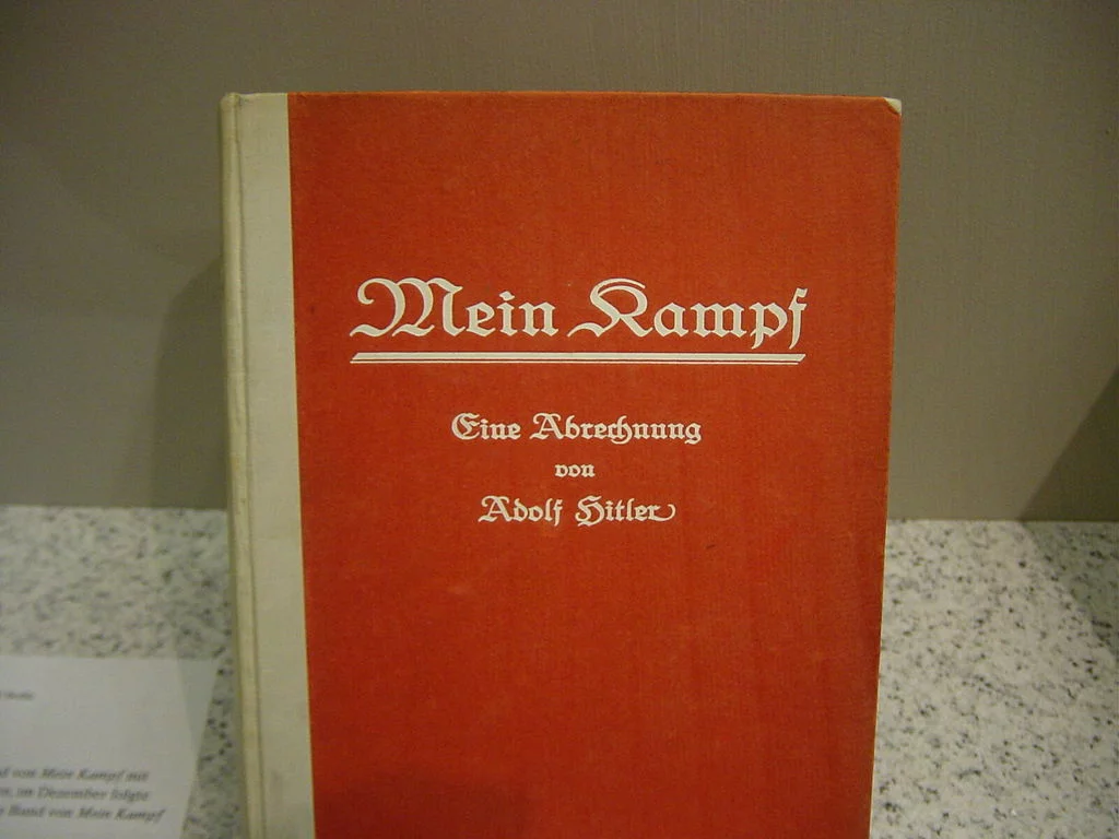 Adolf Hitler “Mein Kampf“