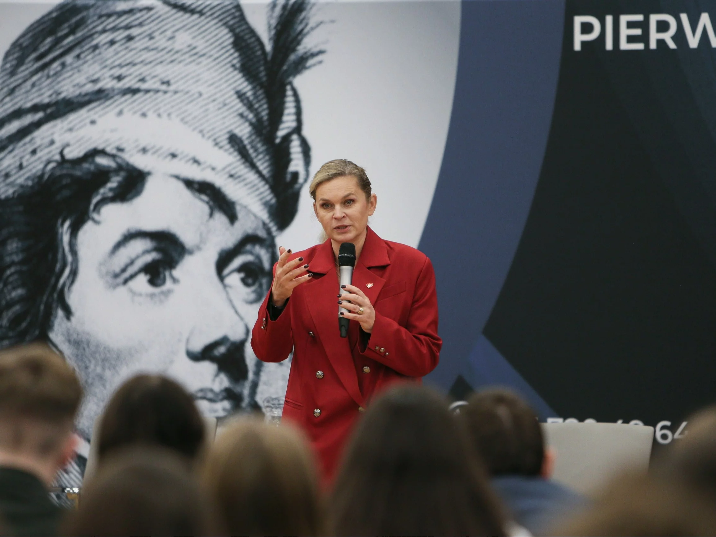 Barbara Nowacka w ogniu pytań. Te sprawy leżą na sercu nauczycielom i uczniom