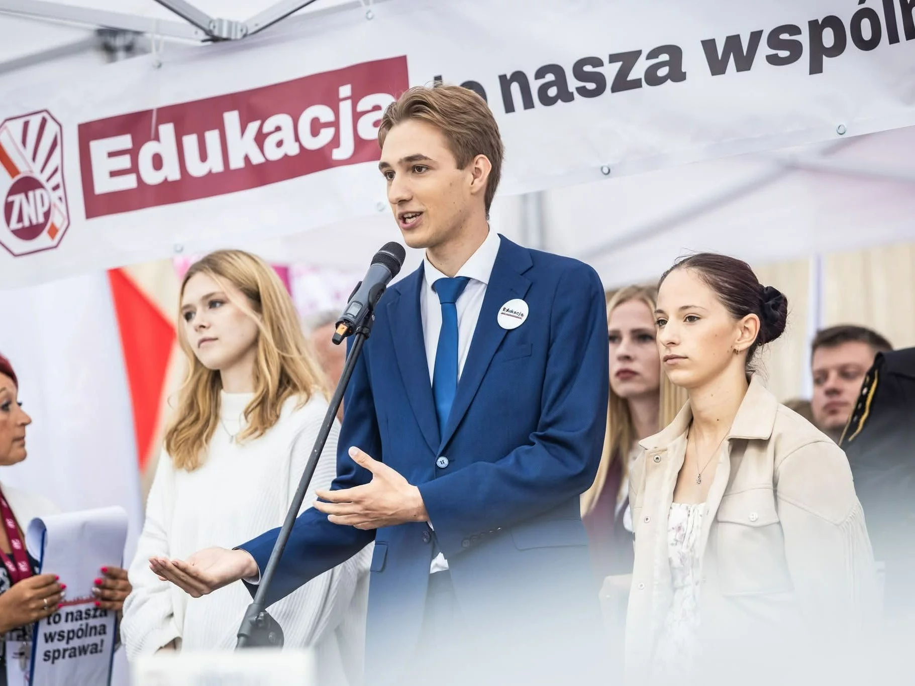 Lider Akcji Uczniowskiej z apelem do Nowackiej. „Aby szkoła przestała przypominać szpital”