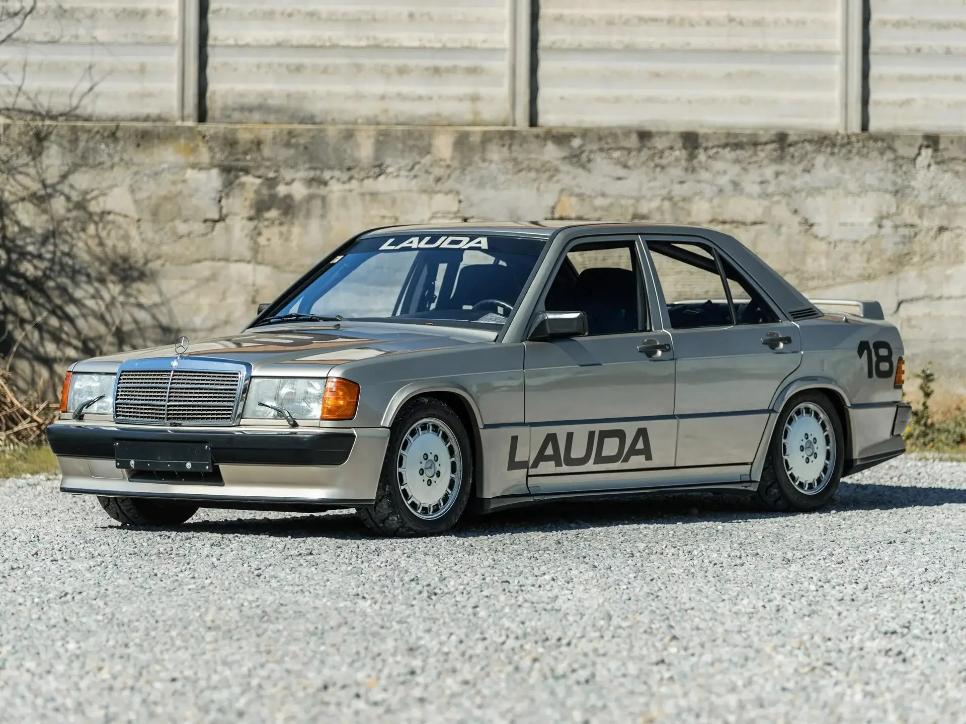 Mercedes 190E 2.3-16