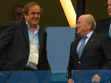 Michel Platini (L) i Sepp Blatter (P)