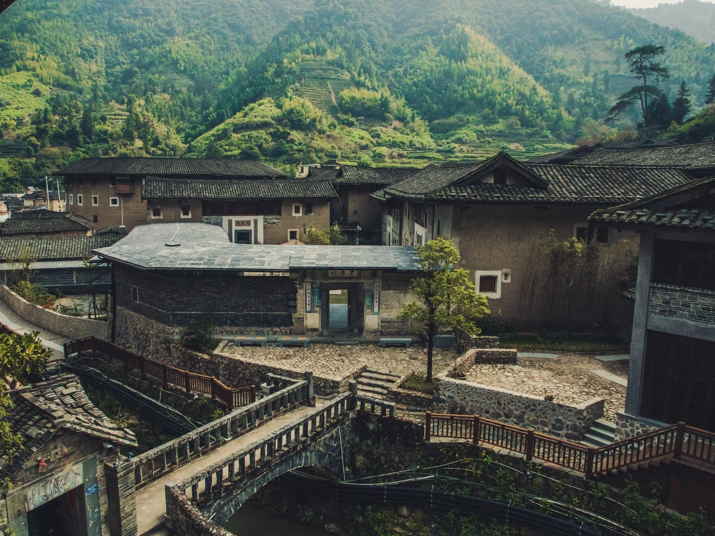 Tsingpu Tulou Retreat, proj. Neri & Hu