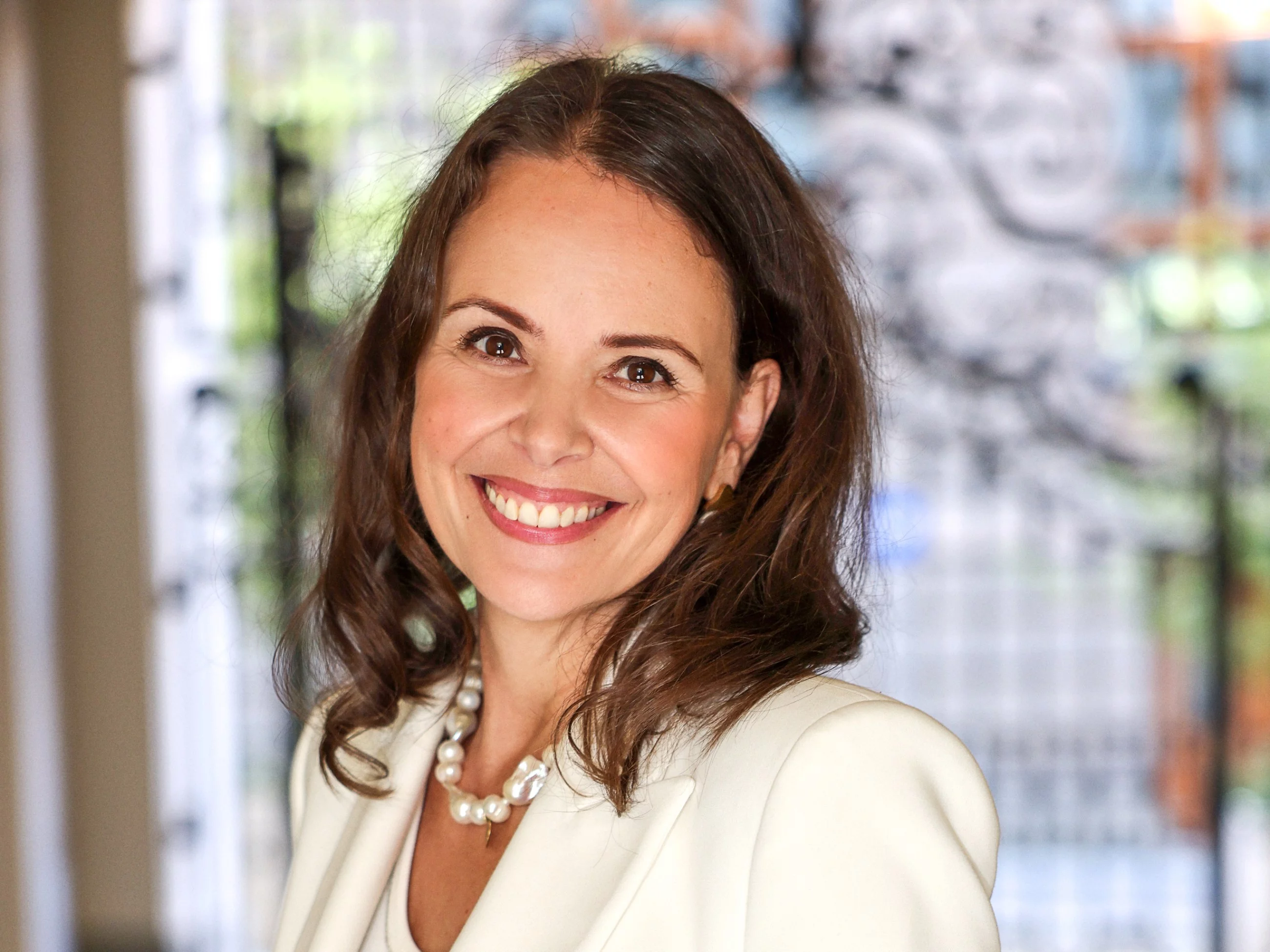 Między władzą a obecnością. Dwie twarze kobiecej sukcesji