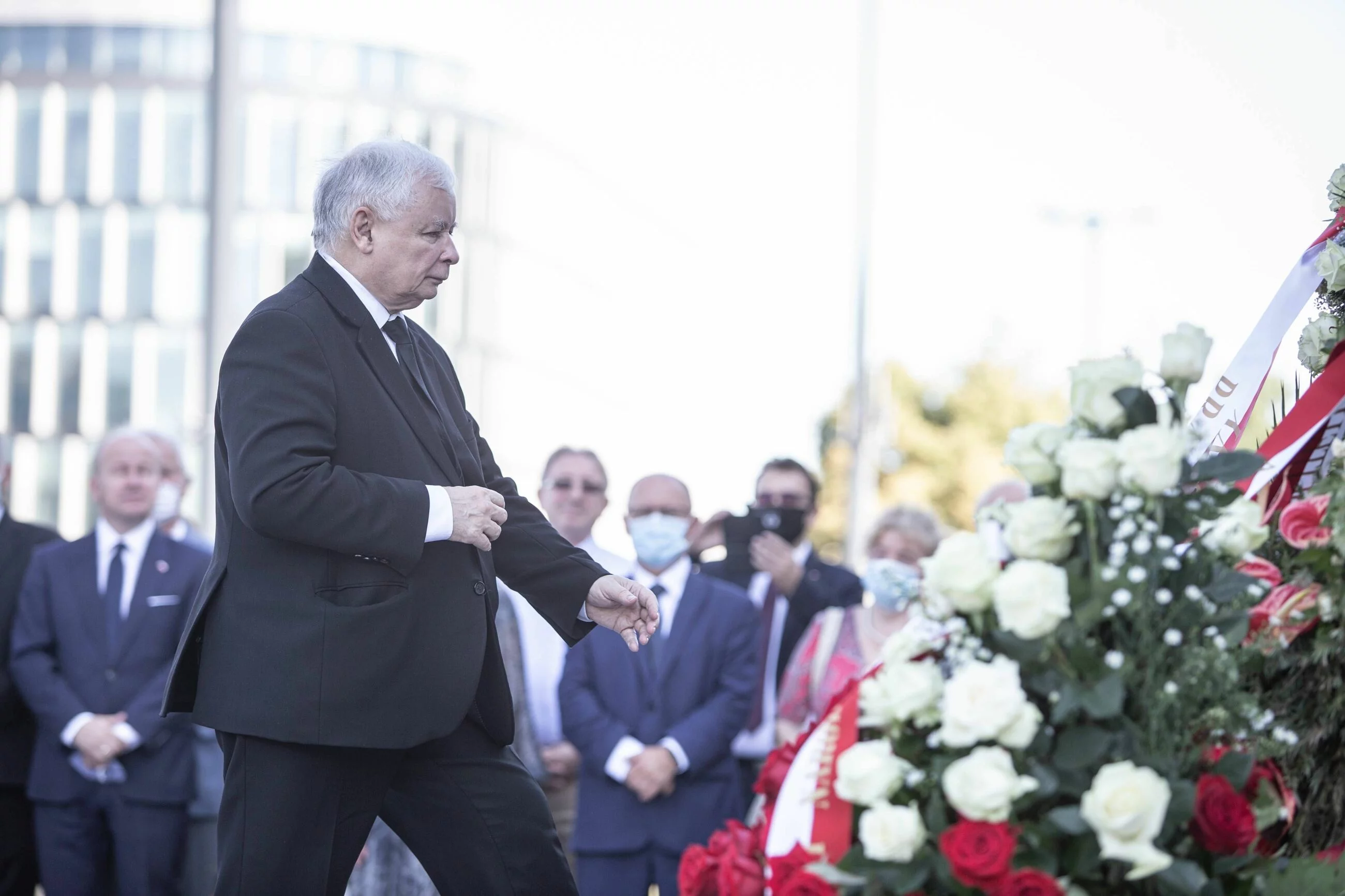 Jarosław Kaczyński w trakcie obchodów miesięcznicy smoleńskiej